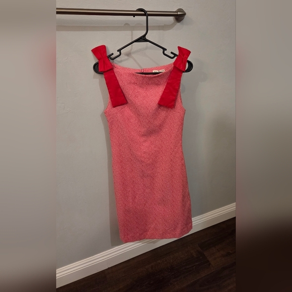 Review Couture Elegant Red Sleeveless Dress - Picture 1 of 6